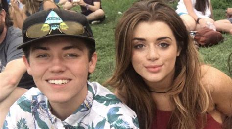 ethan cutkosky relationships|The Truth About Carl From ‘Shameless’ Girlfriend And